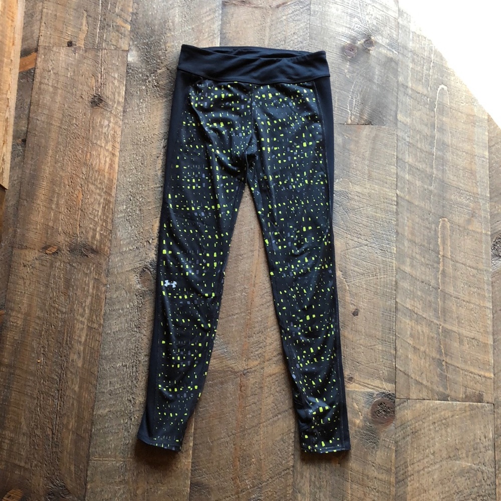 Under Armour leggings. Medium. Black & yellow.